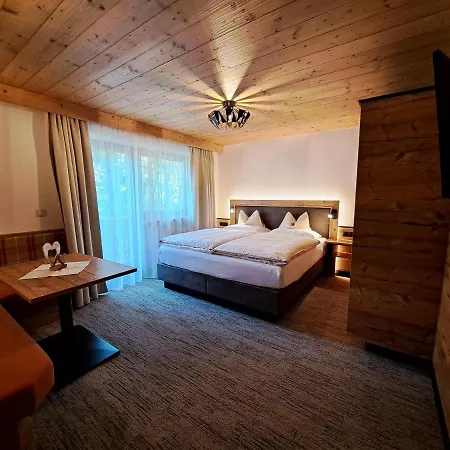 Gästehaus Hochmuth Mayrhofen Exterior foto