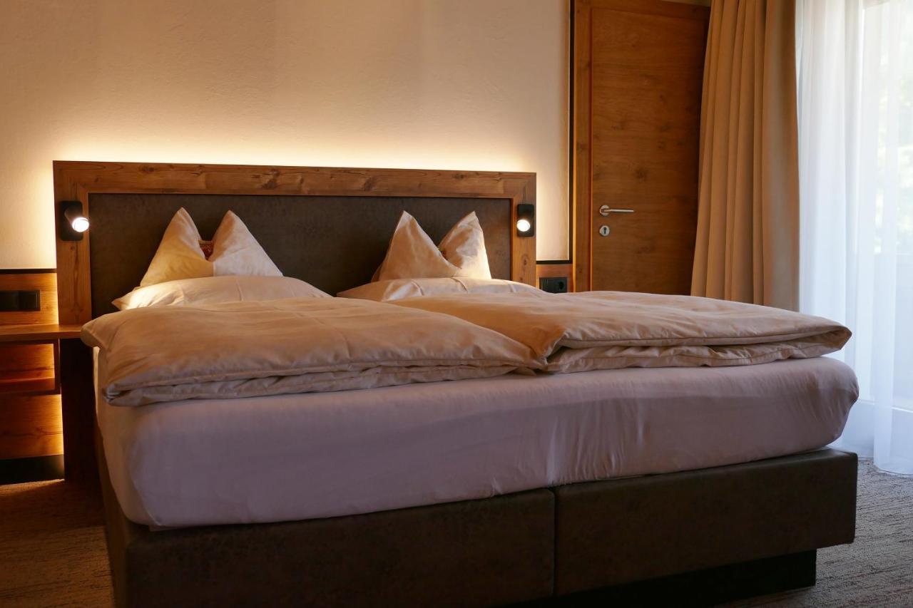 Hochmuth Apartment *