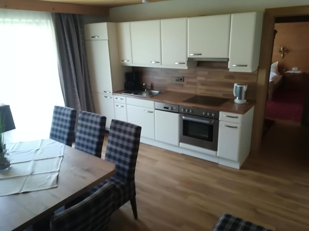 Hochmuth